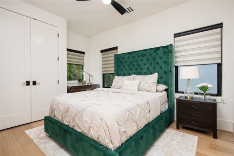 Tiny photo for 639 Rolling Oaks, Stafford, TX 77477 (MLS # 73100261)