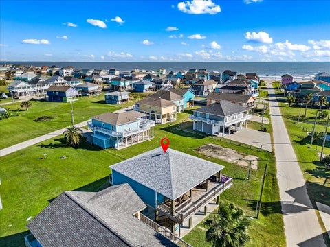 Photo of 940 Driftwood Drive, Crystal Beach, TX 77650 (MLS # 94499753)