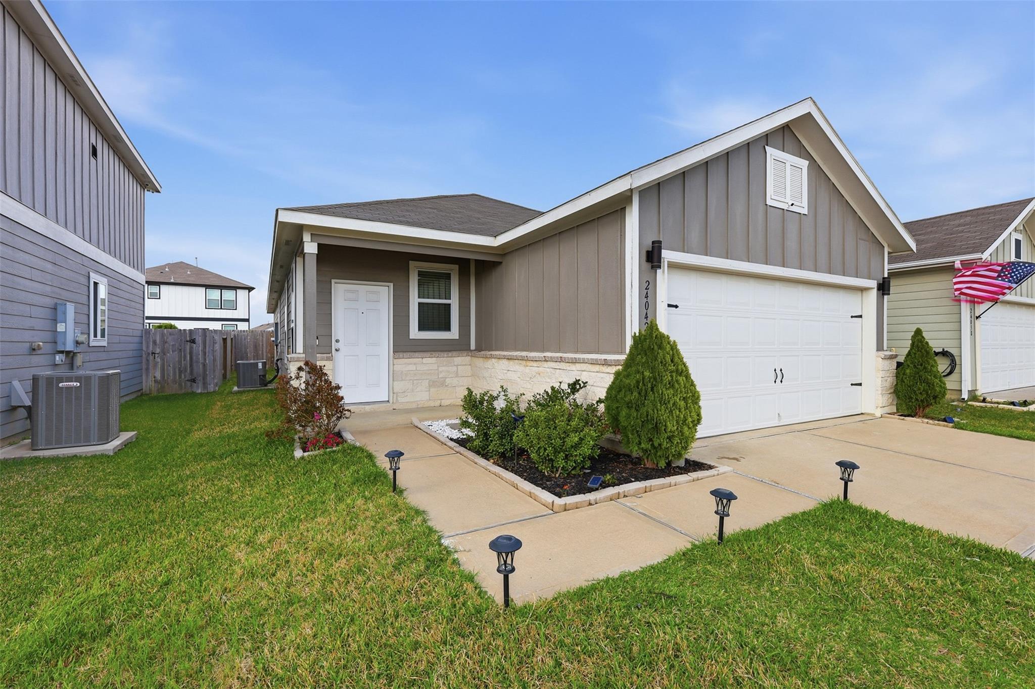 24042 Hay Needle Lane