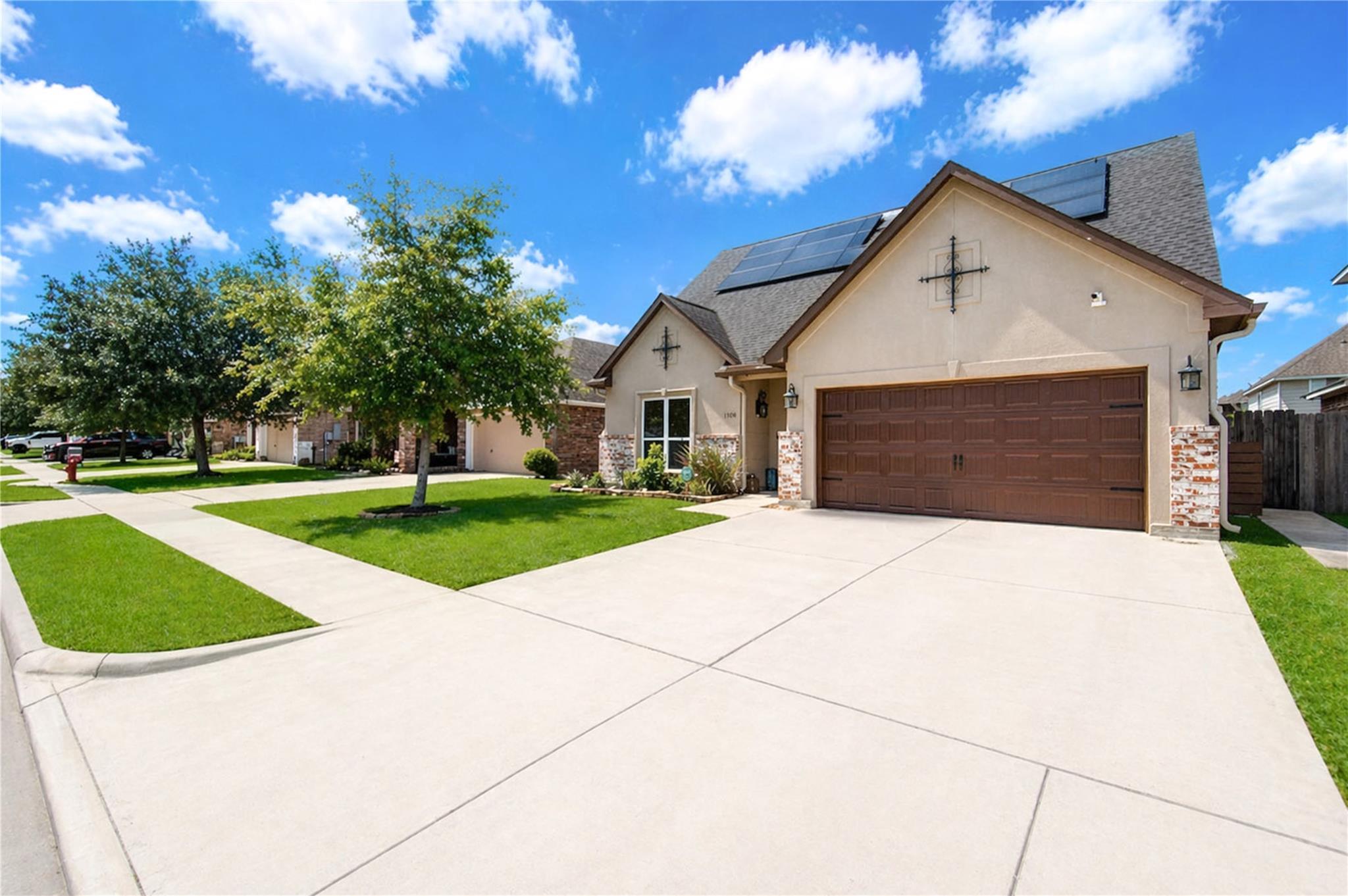 1106 Lasso Court