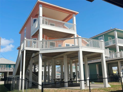 Photo of 2634 Whitecap, Crystal Beach, TX 77650 (MLS # 16420981)