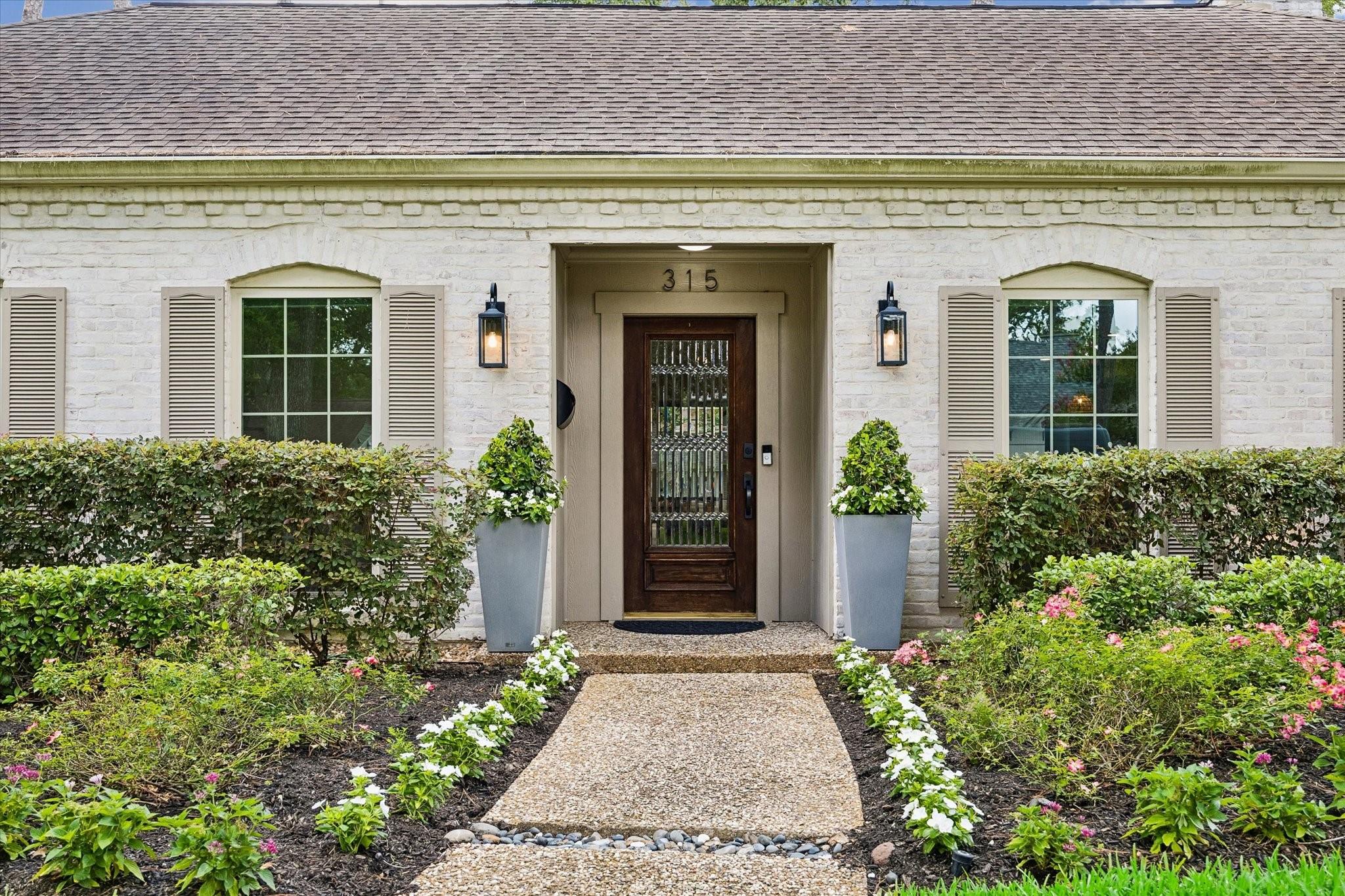 315 Fawnlake Drive
