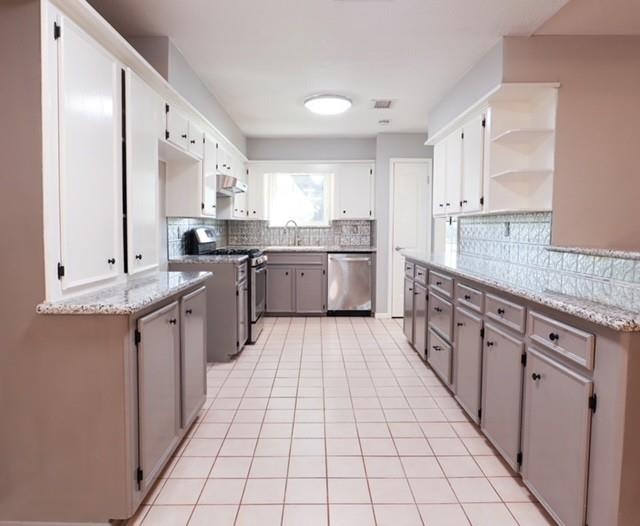 22718 Red River Drive