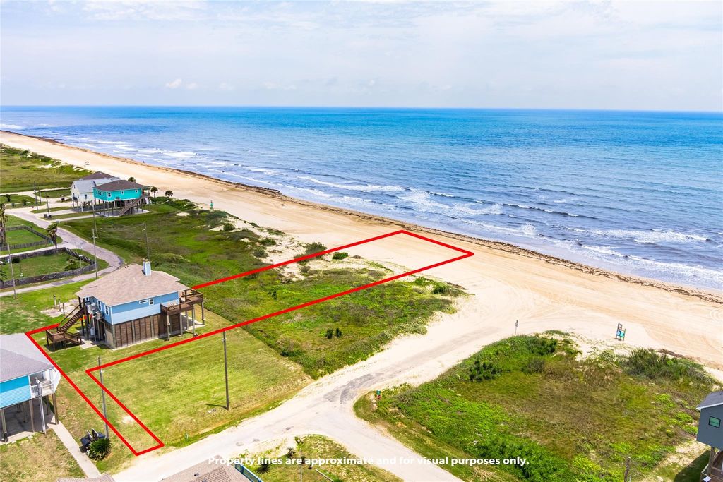 Photo of 774 Wommack Dr, Crystal Beach, TX 77650 (MLS # 11854174)
