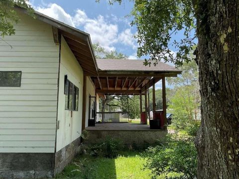Photo of 108 Bounty Street, Blessing, TX 77419 (MLS # 85906781) Photo of 108 Bounty Street, Blessing, TX 77419 (MLS # 85906781)