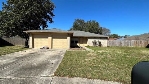 Photo of 8607 Knoll Forest Drive, Humble, TX 77338 (MLS # 70377250)