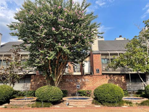 Photo of 2829 Timmons Lane #215, Houston, TX 77027 (MLS # 77812285)