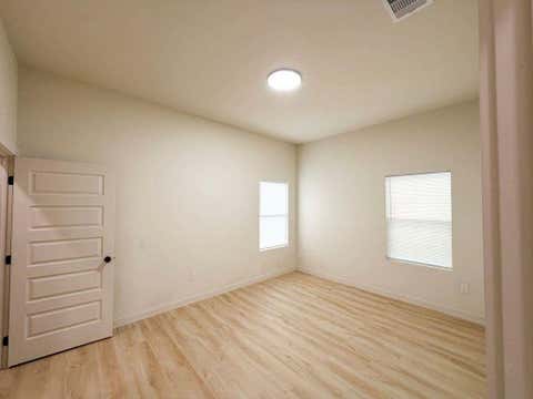 Tiny photo for 326 Clearwater Street #D, Houston, TX 77029 (MLS # 5252931)