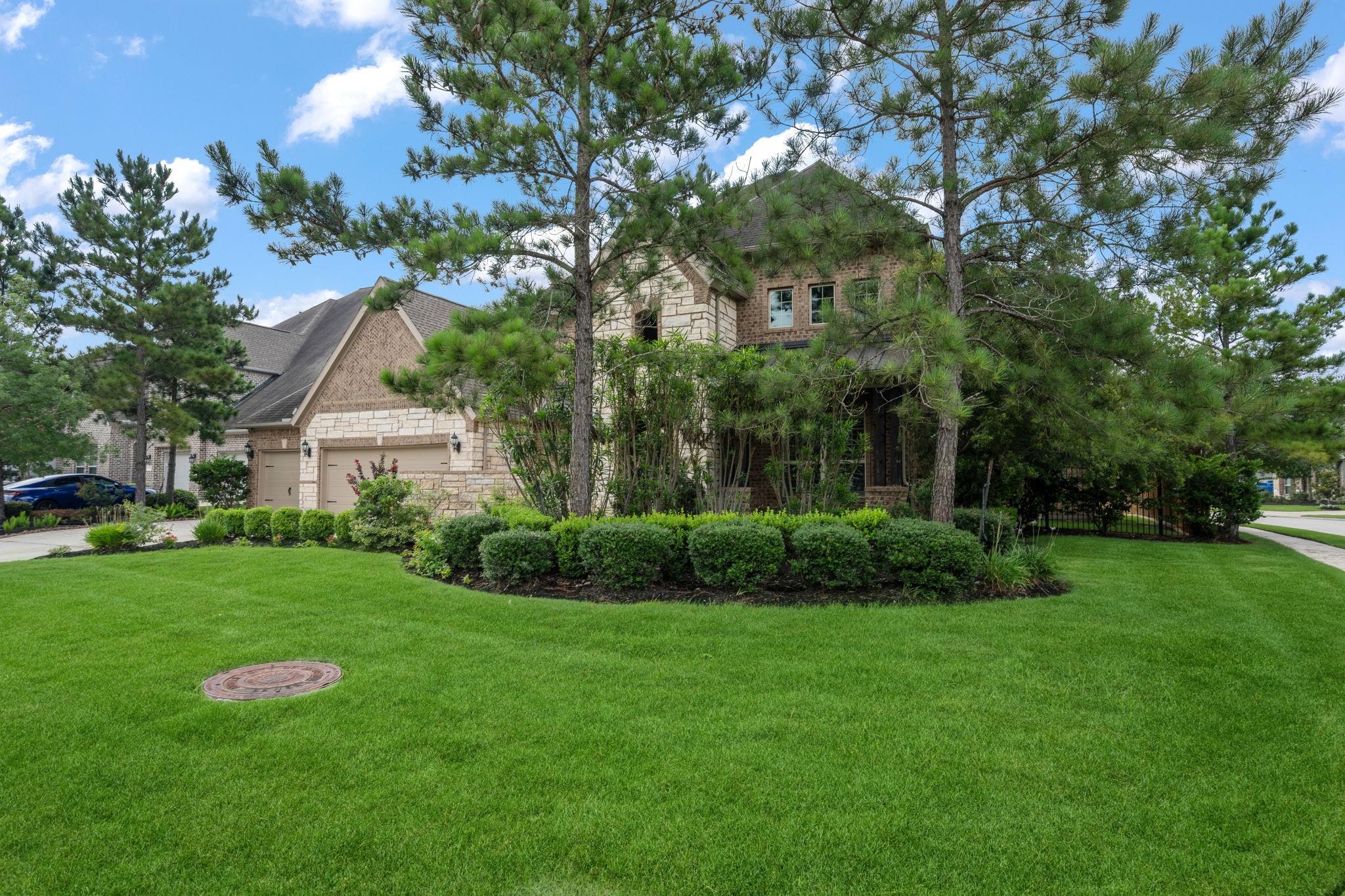 28680 Clear Woods Drive