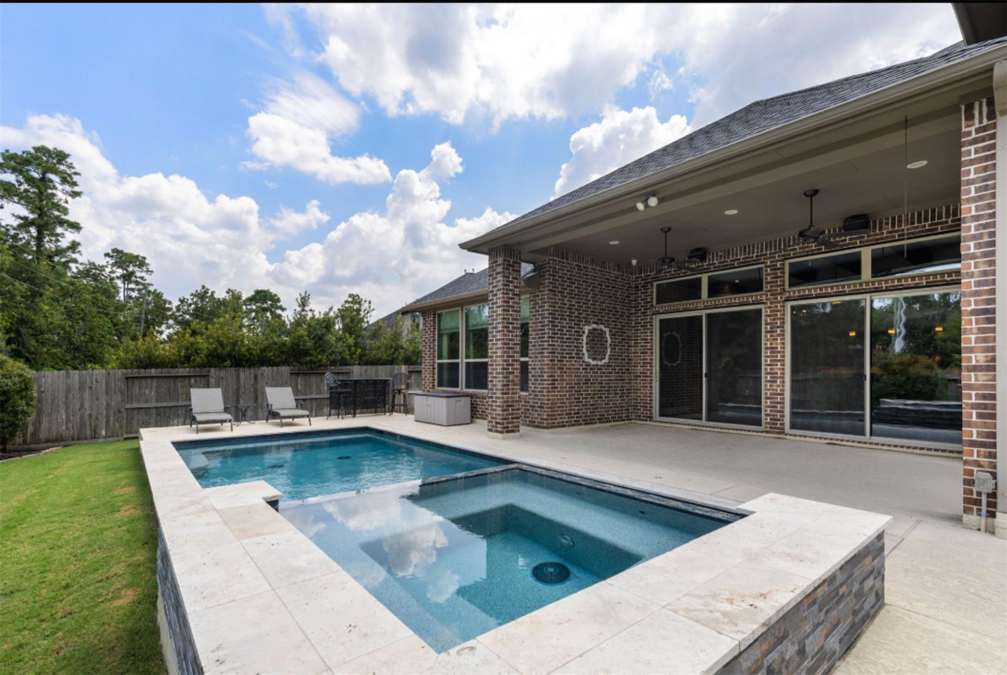 4123 Flagstone Pine Lane