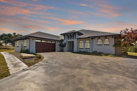 Photo of 21603 Thomas Cove, Lago Vista, TX 78645 (MLS # 25762864)