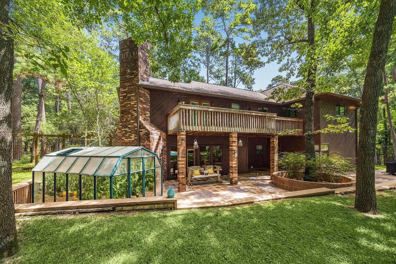 12190 Willowridge Circle