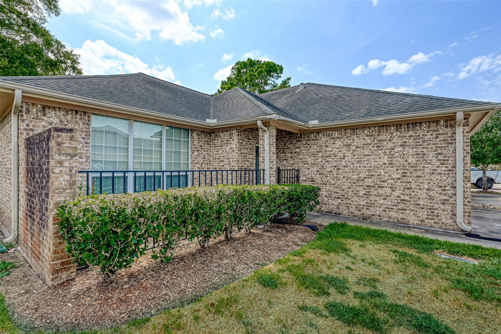 717 Cedarwood