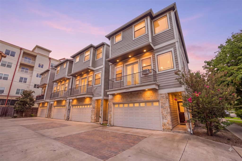 Photo of 2208 Bellefontaine Street #A, Houston, TX 77030 (MLS # 42564475)