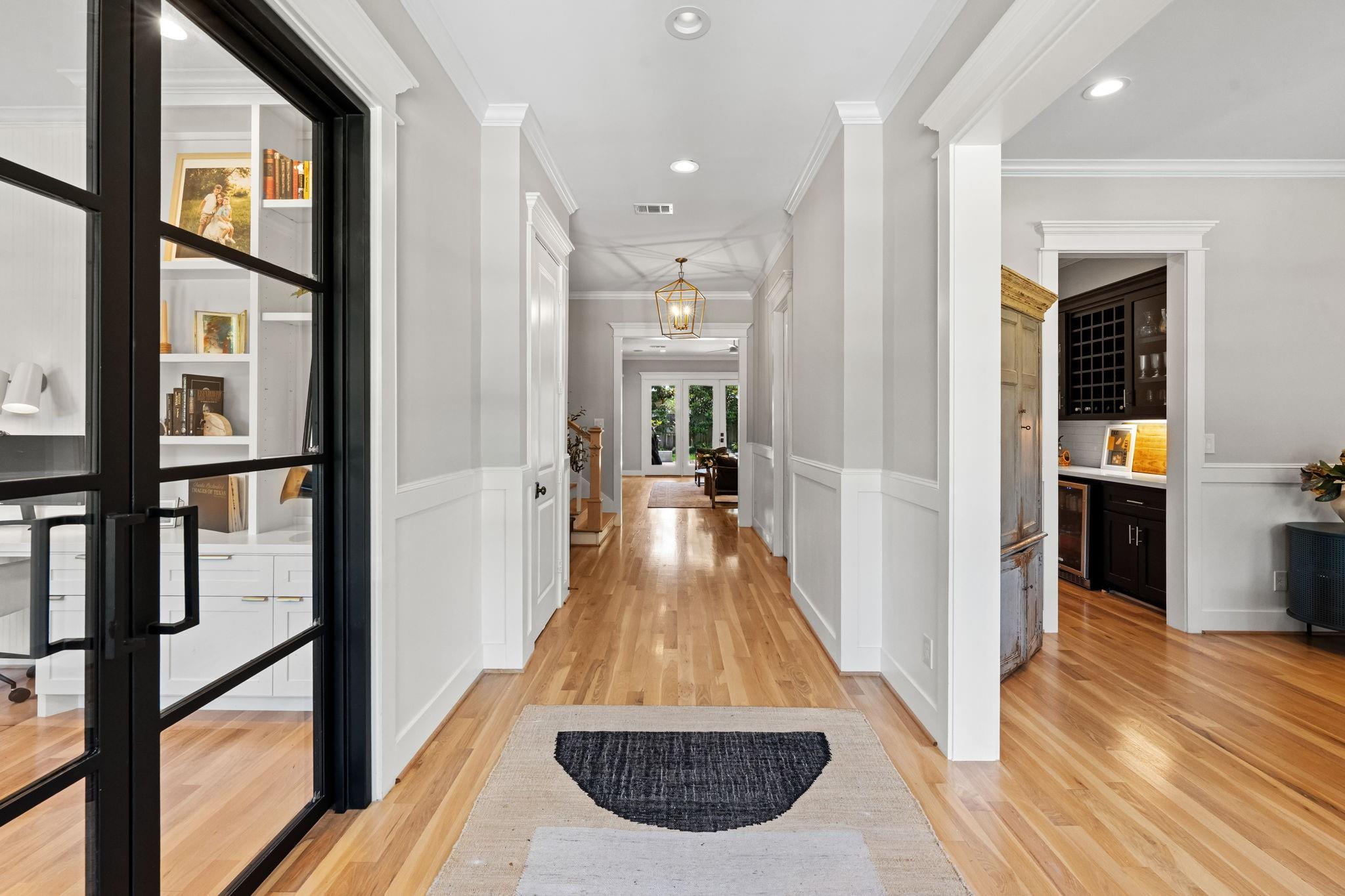 1013 Martin Street