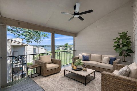 Photo of 301 Lakeview Terrace, Conroe, TX 77356 (MLS # 2367708)