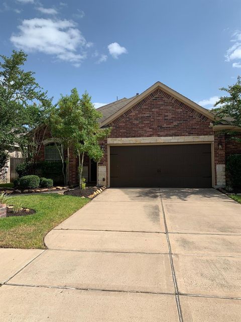 Photo of 18827 Cove Pointe Drive, Cypress, TX 77433 (MLS # 35390451)