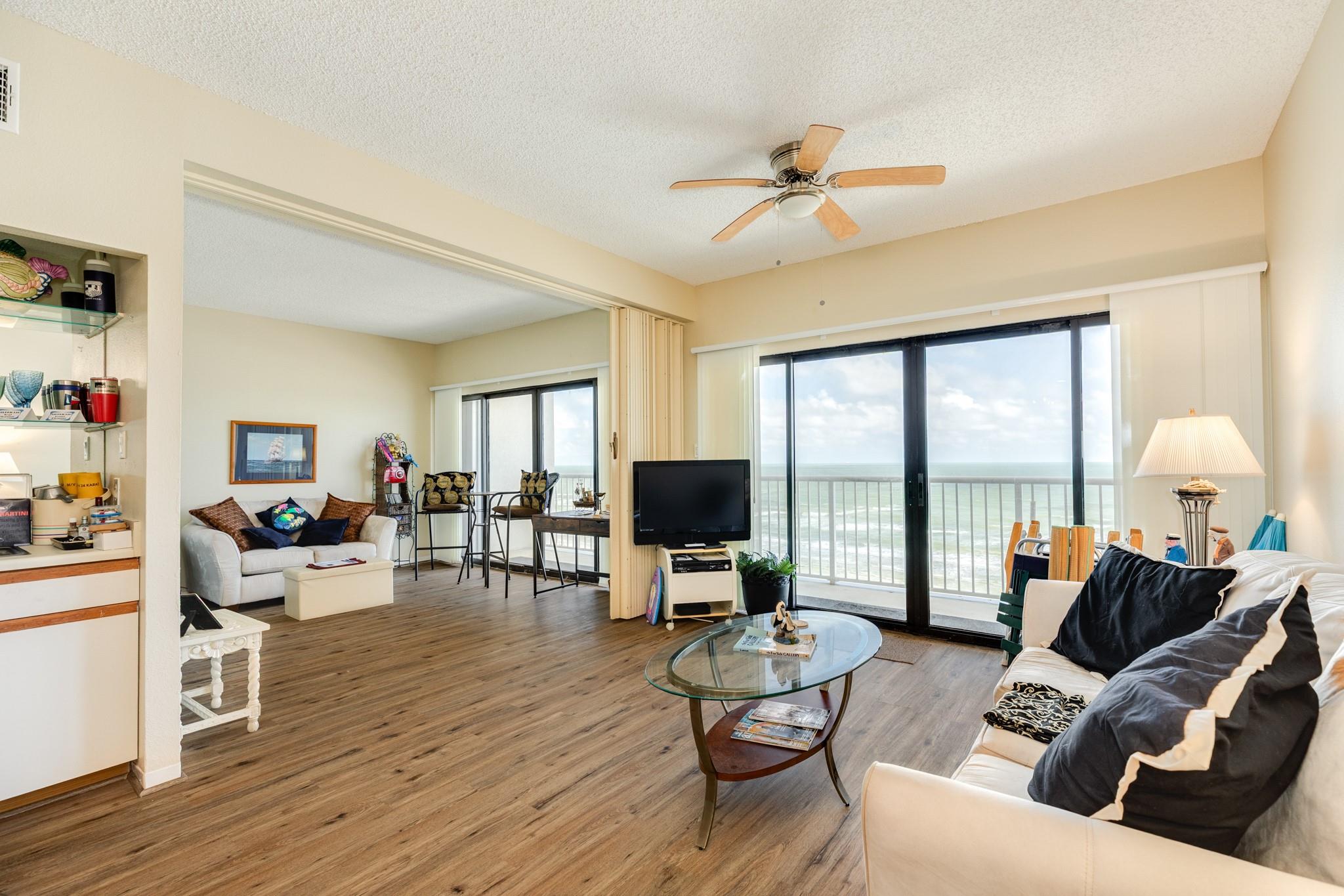 7700 Seawall Boulevard 703