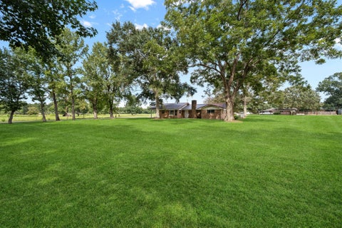 Photo of 293 County Road 140, Liberty, TX 77575 (MLS # 86046625)
