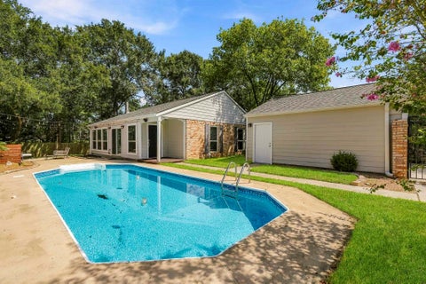 Photo of 69 Wind Whisper Court, The Woodlands, TX 77380 (MLS # 35081351)