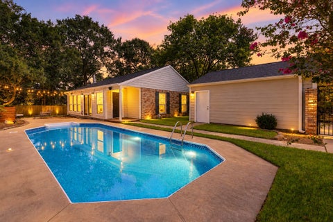 Photo of 69 Wind Whisper Court, The Woodlands, TX 77380 (MLS # 35081351)