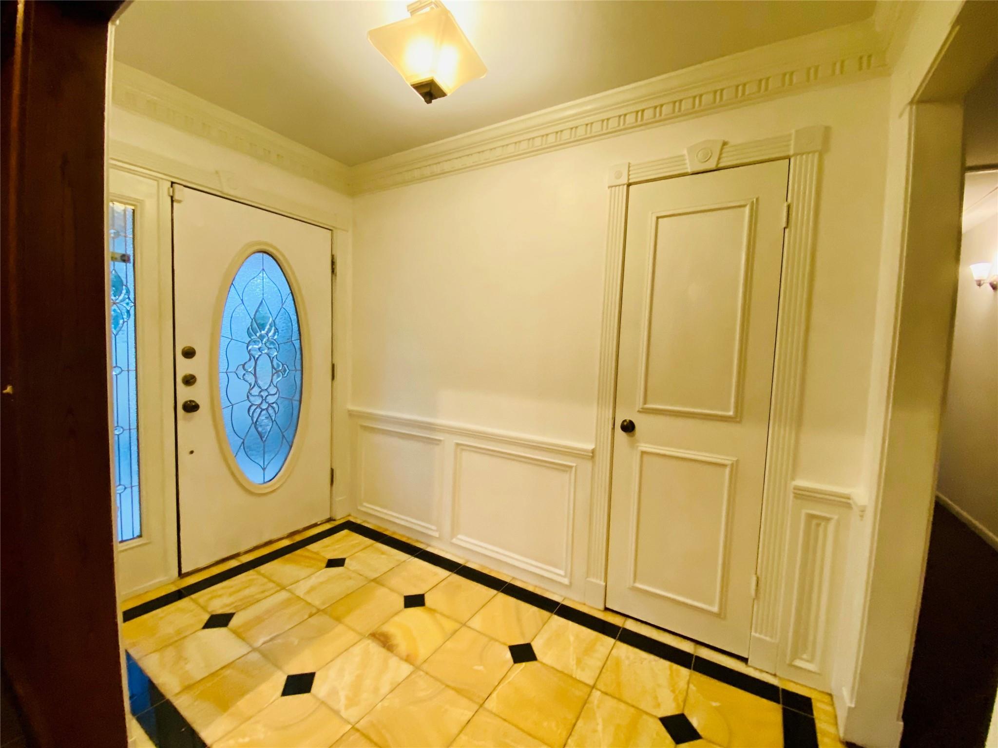 14216 Horseshoe Bend