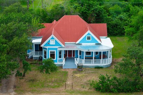 Photo of 501 Mish Mash Mall Lane, Schulenburg, TX 78956 (MLS # 91939931)