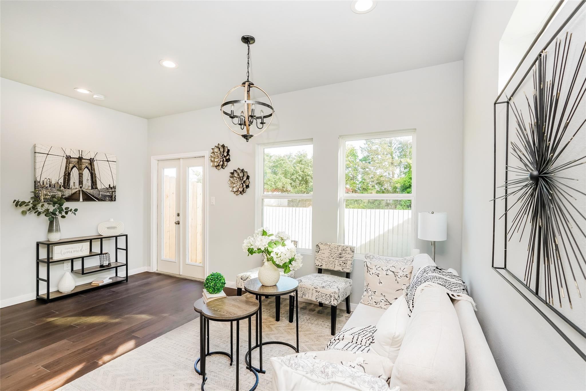 4926 Dalhart Drive