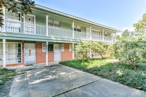 Photo of 5542 Holly Street #209, Houston, TX 77081 (MLS # 85449941)