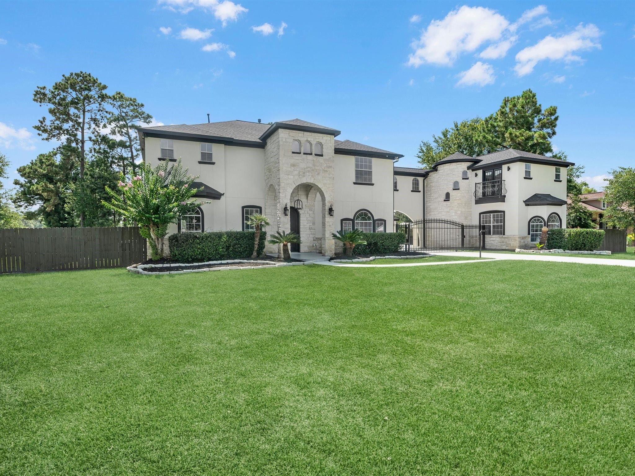 21703 Spur Circle Lane