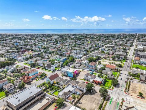 Tiny photo for 1820 Market Street #2, Galveston, TX 77550 (MLS # 62708653)