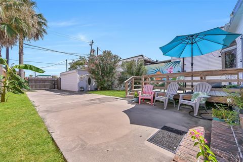 Tiny photo for 1820 Market Street #2, Galveston, TX 77550 (MLS # 62708653)