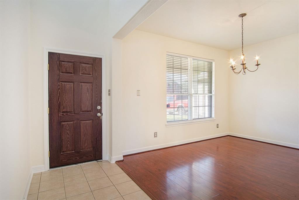 19718 Summerlin Drive