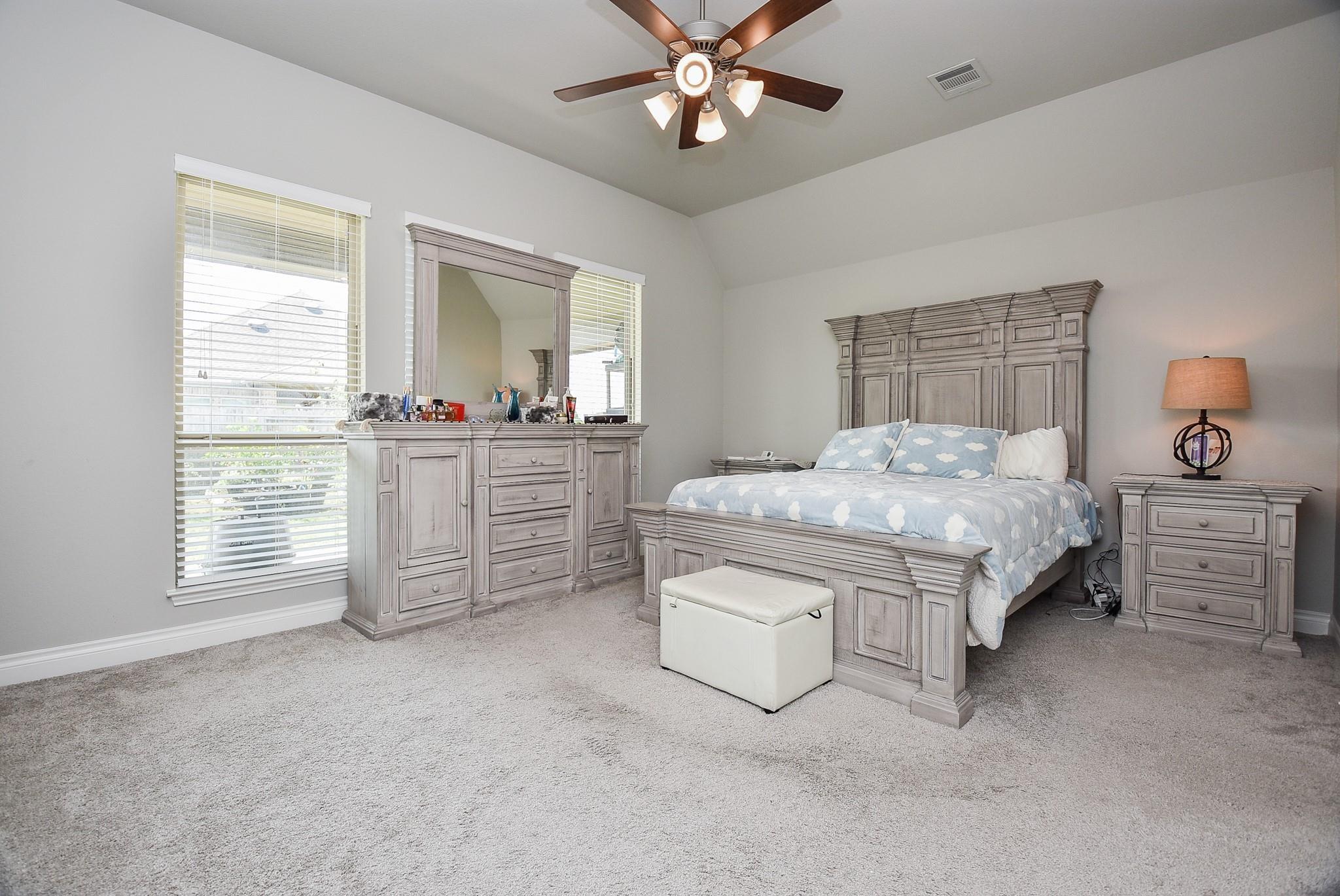 9331 Stablewood Lakes Lane