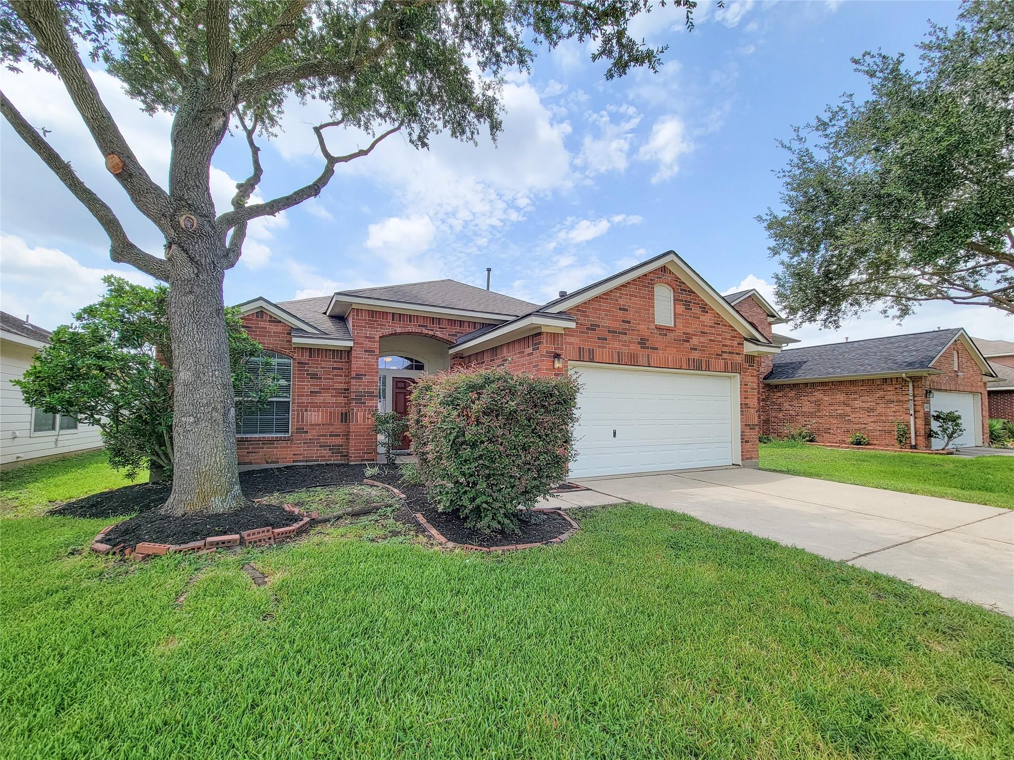 20131 Enchanted Rose Lane