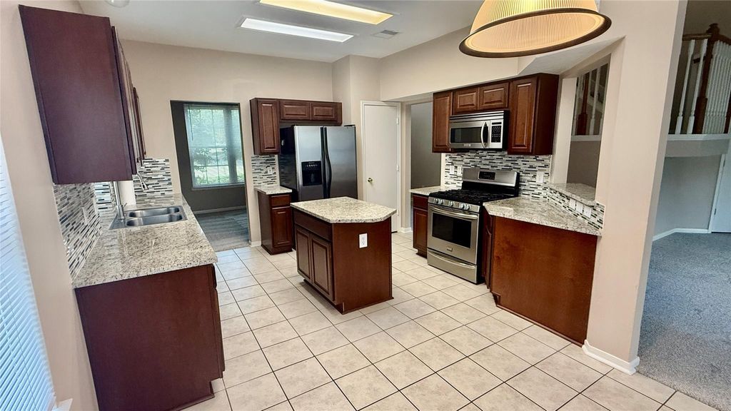 Photo of 1602 Stoney Park Drive, Kingwood, TX 77339 (MLS # 15762396)