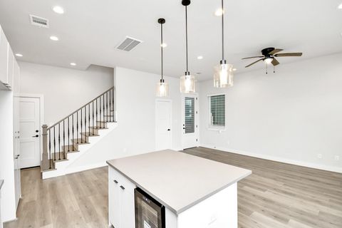 Tiny photo for 313 Charlock Street, Houston, TX 77022 (MLS # 55835512)