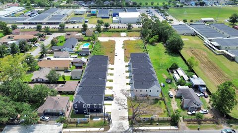 Tiny photo for 313 Charlock Street, Houston, TX 77022 (MLS # 55835512)