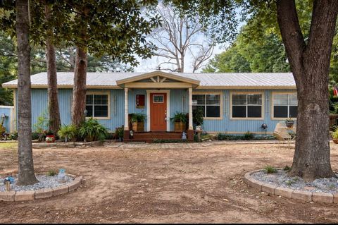 Photo of 104 W Paradise Drive, Trinity, TX 75862 (MLS # 76875477)