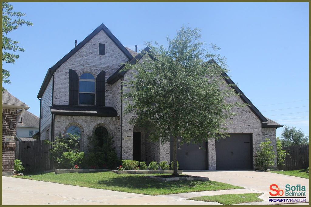 Photo of 3732 Windsong Park Place Court NE, Pearland, TX 77584 (MLS # 72886553)