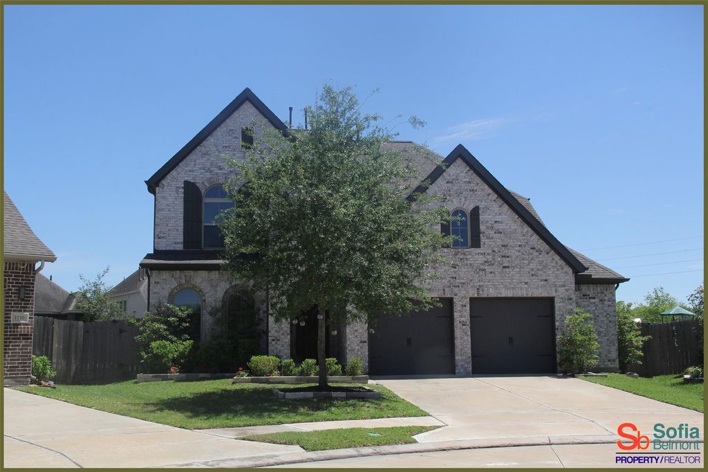 Photo of 3732 Windsong Park Place Court NE, Pearland, TX 77584 (MLS # 72886553)