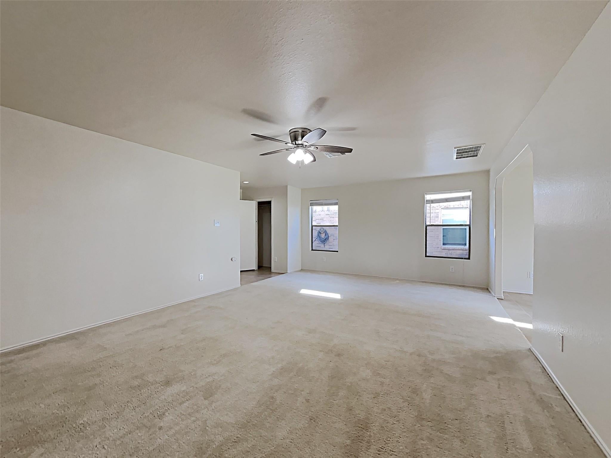 1118 Curtis Crossing