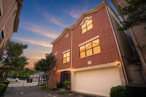 Photo of 718 W 22nd Street #A, Houston, TX 77008 (MLS # 34021631)