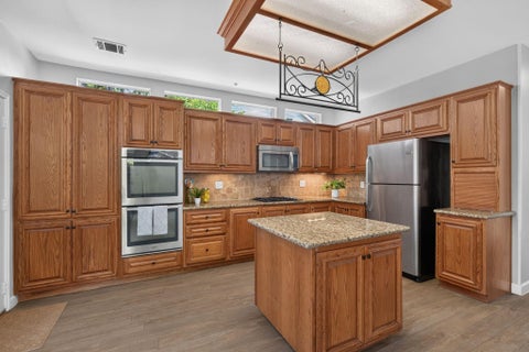 Tiny photo for 14 Treescape Circle, The Woodlands, TX 77381 (MLS # 78482331)