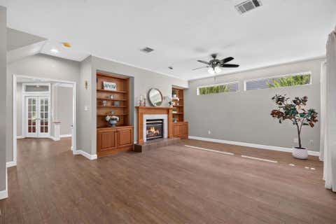 Tiny photo for 14 Treescape Circle, The Woodlands, TX 77381 (MLS # 78482331)