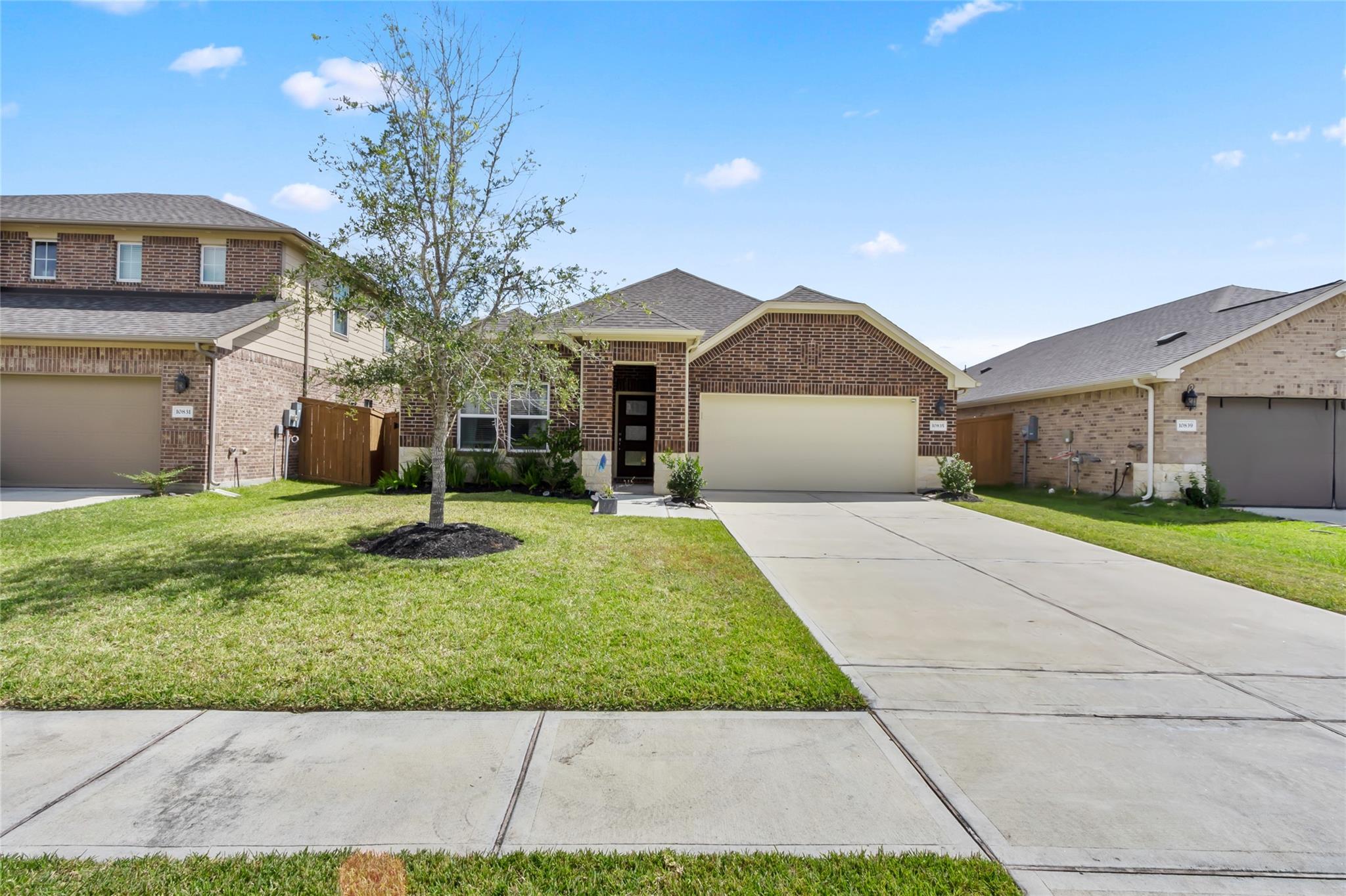 10835 Cliffs View Drive