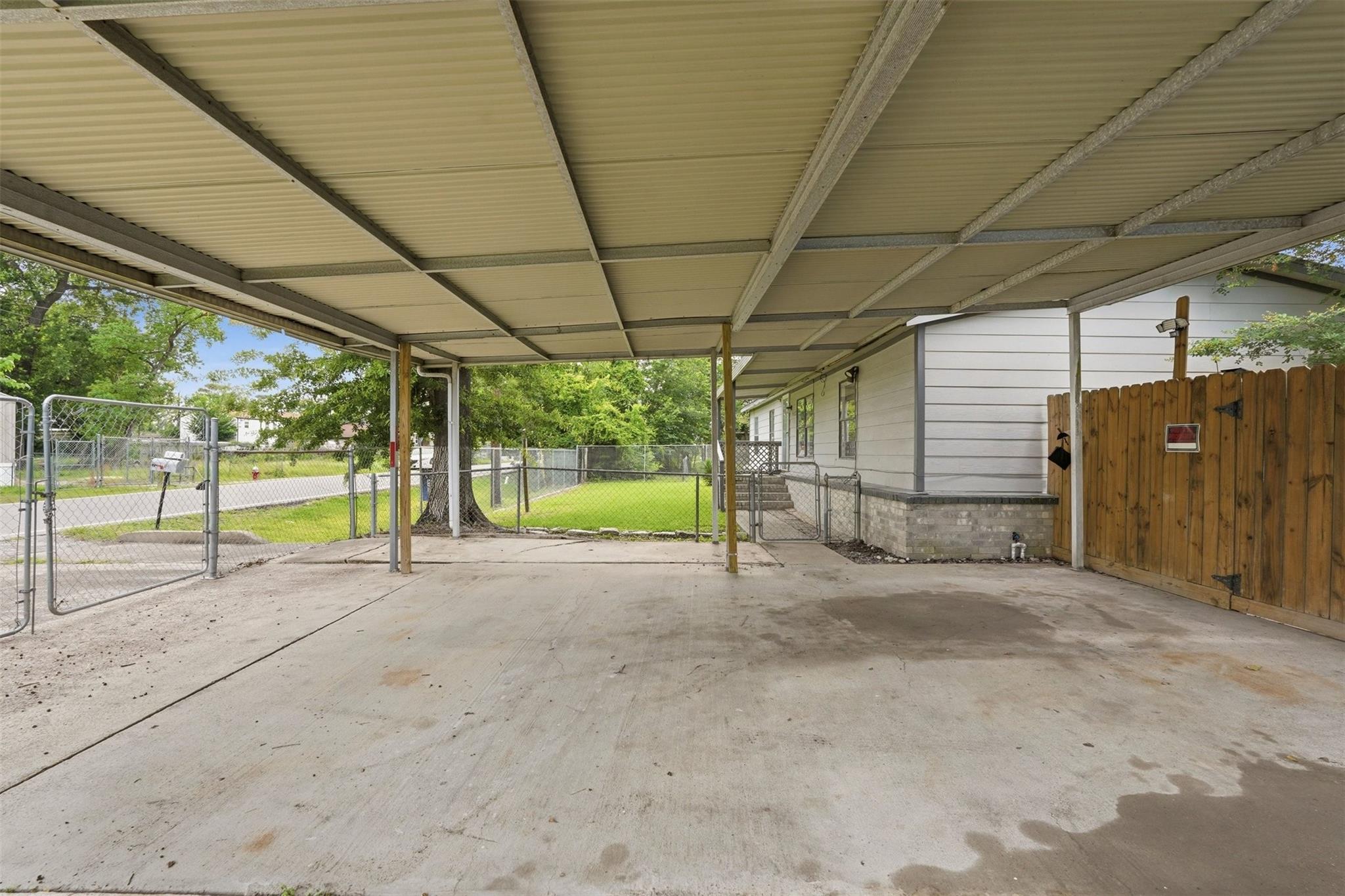 14103 Texarkana Street
