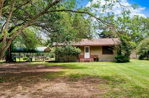 Photo of 31378 Claud Lane, Hockley, TX 77447 (MLS # 90308872)