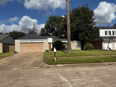Photo of 16714 Rockbend, Houston, TX 77084 (MLS # 30968850)