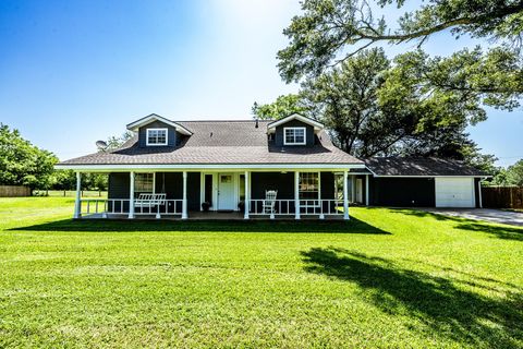 Photo of 791 Fm 1617, Trinity, TX 75862 (MLS # 53970624)